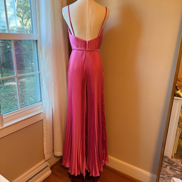 IEENA for Mac Duggal Pink Pleated Plunge Neck Wide Leg Jumpsuit - Picture 5 of 7
